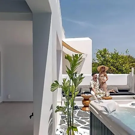 Otel Almiriki Naxos Beachside Living 4*